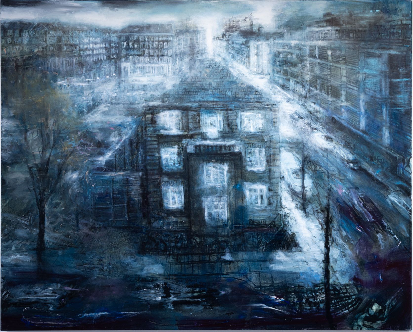 Oliemaleri af bylandskab med gade og bygninger i blå og grå toner, Anders Moseholm, 2025