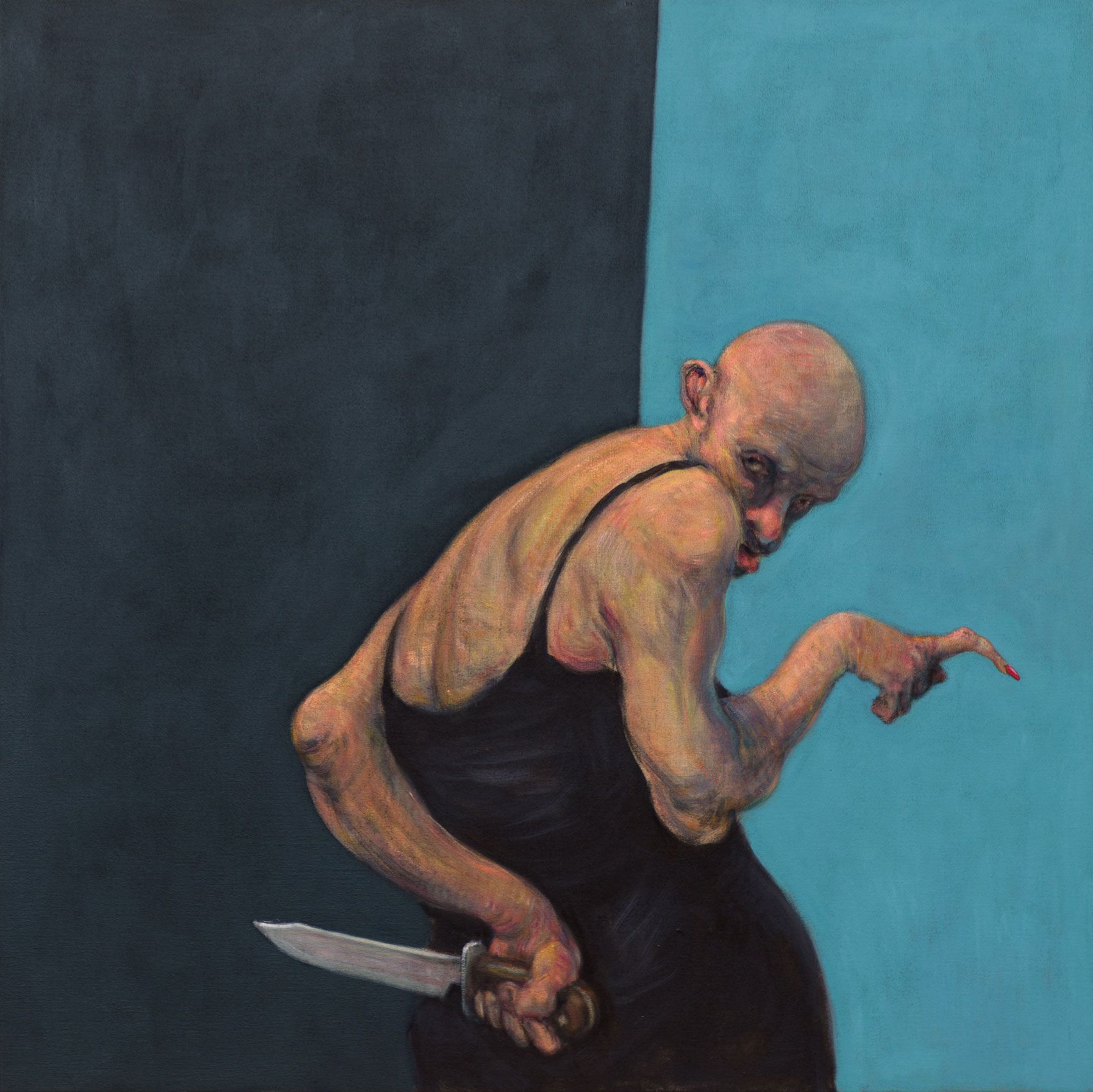 Bald figur i sort kjole holder en kniv bag ryggen og peger frem, malet i olie på lærred.